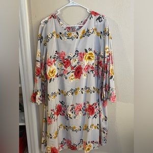 Old Navy floral flutter sleeve XL red, pink and yellow